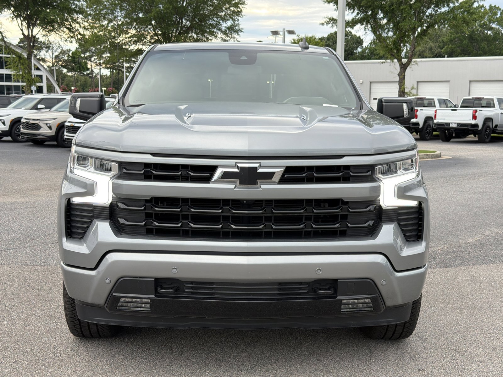 Used 2024 Chevrolet Silverado 1500 RST AWD/4WD image 6