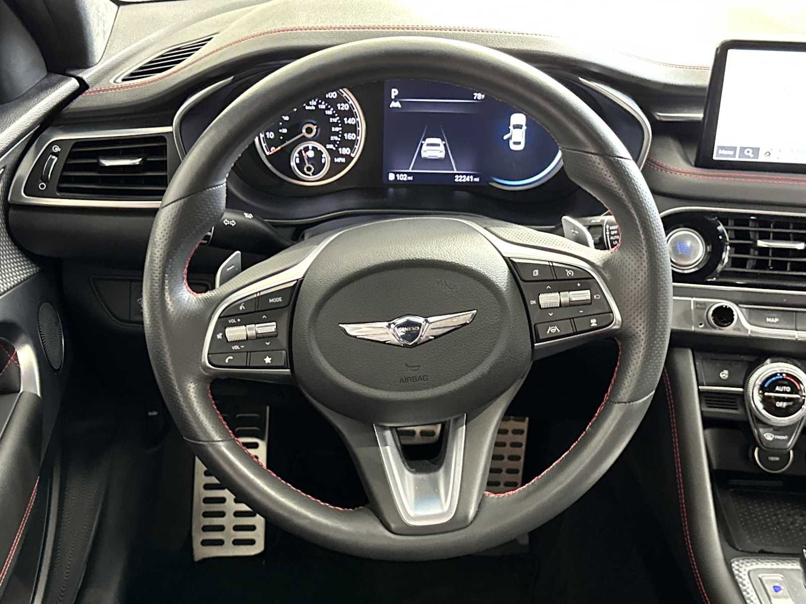 Used 2022 Genesis G70 3.3T image 13