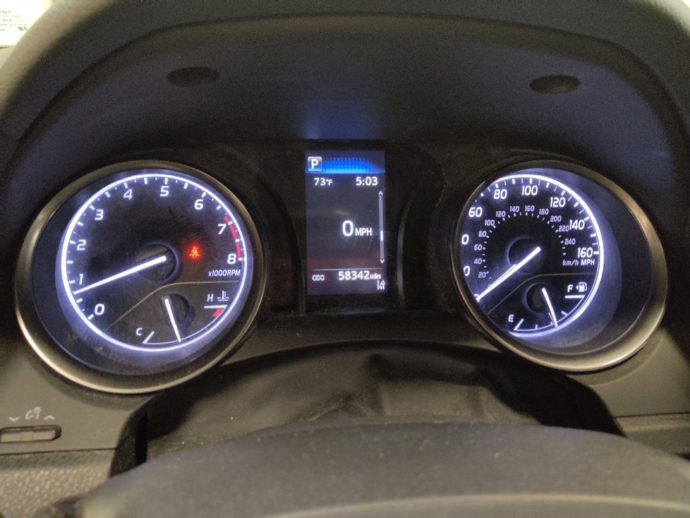 Used 2021 Toyota Camry SE FWD image 23