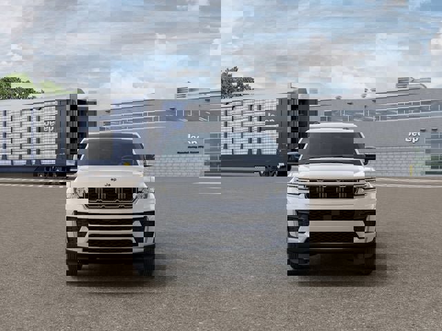 New 2026 Jeep Grand Cherokee Altitude image 6