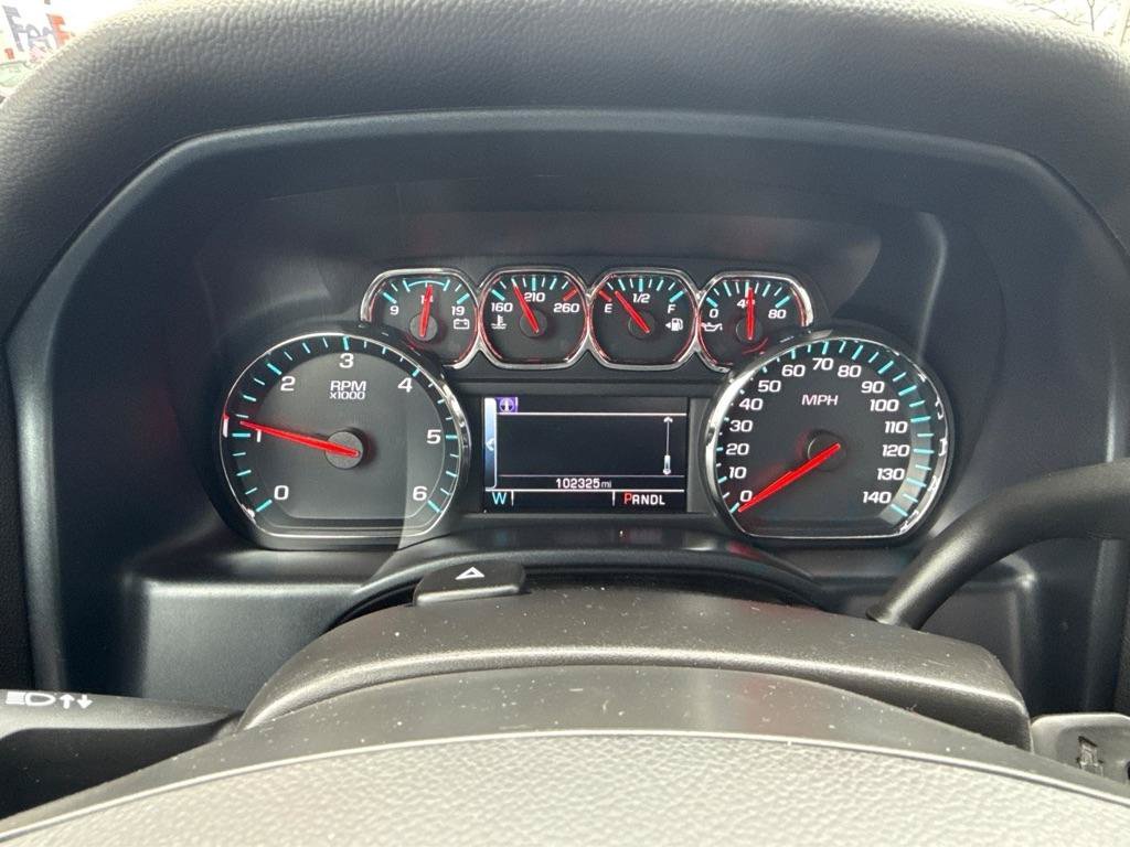 Used 2018 Chevrolet Silverado 1500 LT AWD/4WD image 26