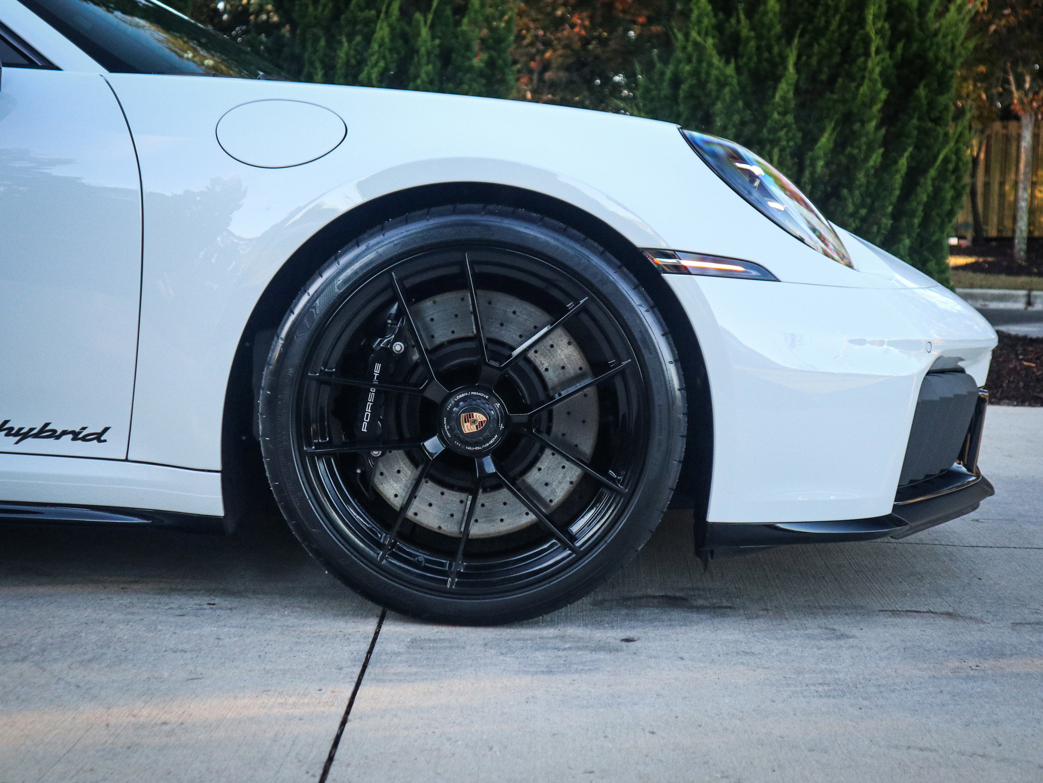 Used 2025 Porsche 911 Carrera 4 GTS image 14