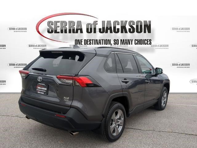 Used 2024 Toyota RAV4 XLE image 9