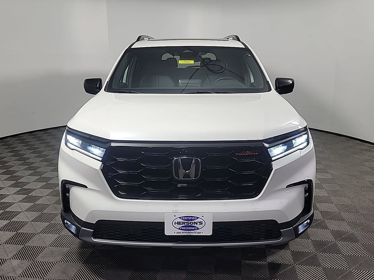 Certified 2023 Honda Pilot TrailSport image 12