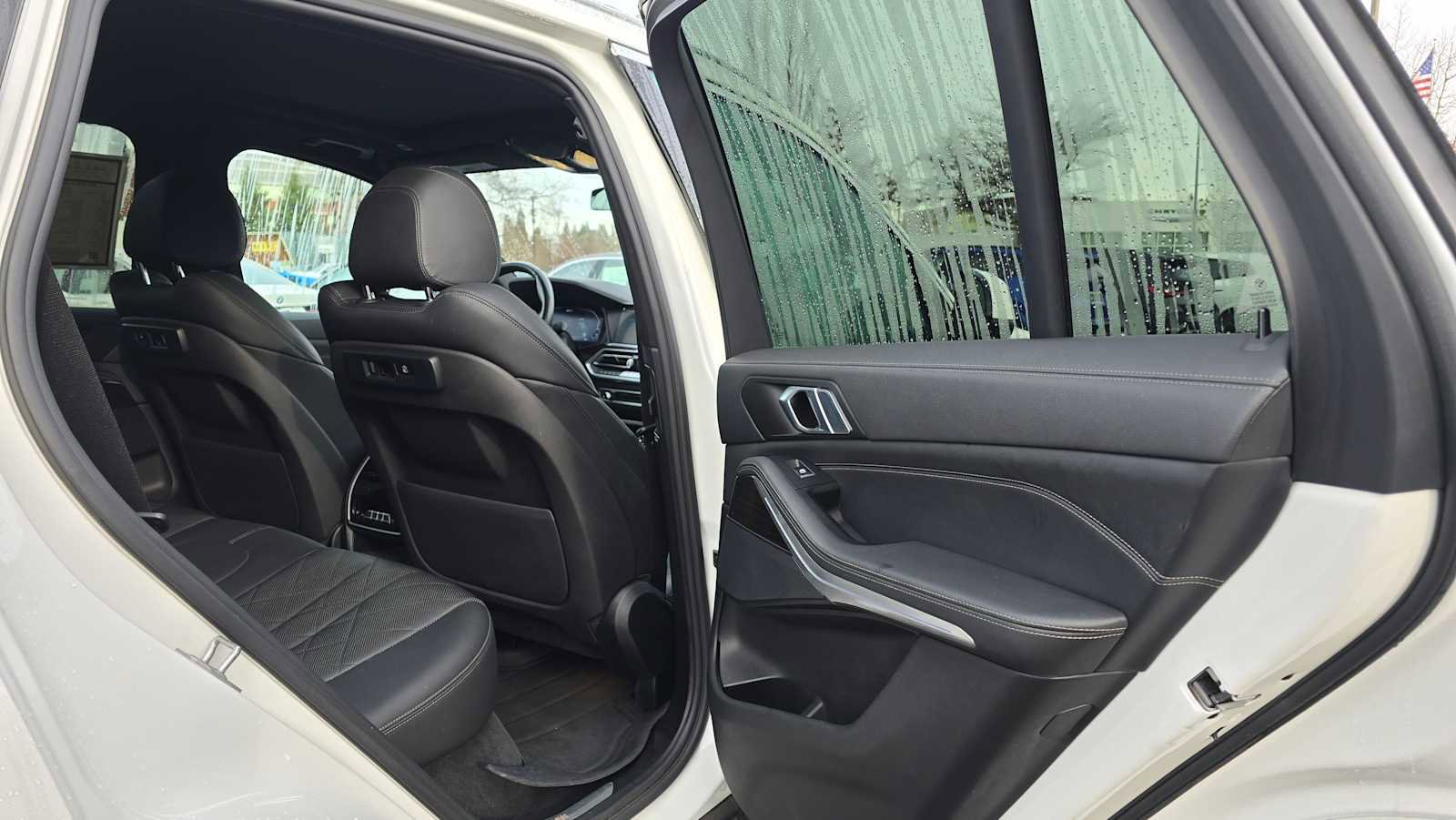 Used 2023 BMW X5 xDrive45e w/ Climate Comfort Package image 14