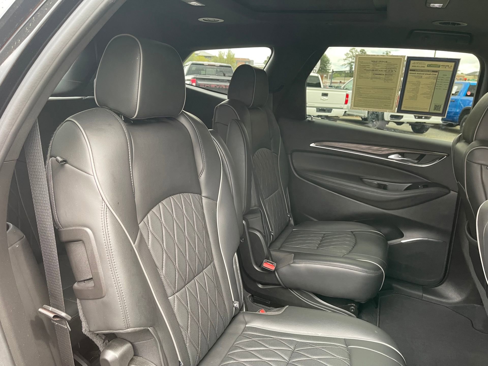 Used 2023 Buick Enclave Avenir w/ Avenir Technology Package image 25