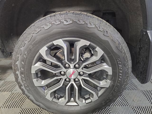 Used 2023 GMC Canyon Denali AWD/4WD image 11