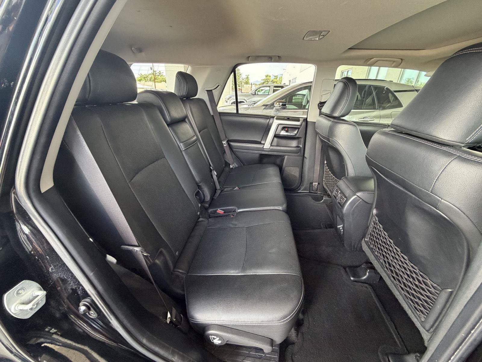 Used 2020 Toyota 4Runner Limited AWD/4WD image 23