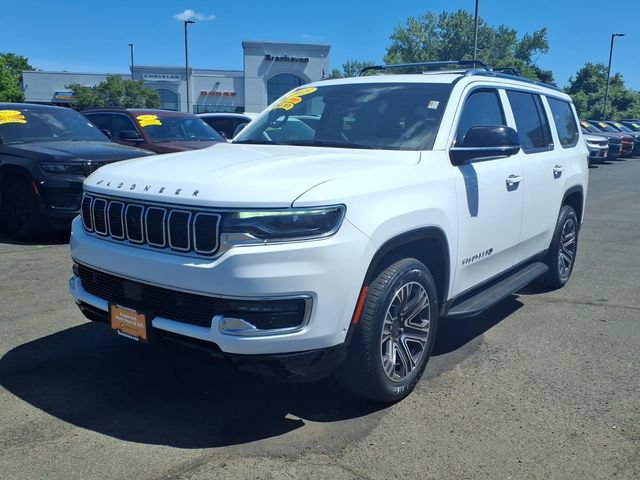 Certified 2023 Jeep Wagoneer 4WD w/ Premium Group I image 3