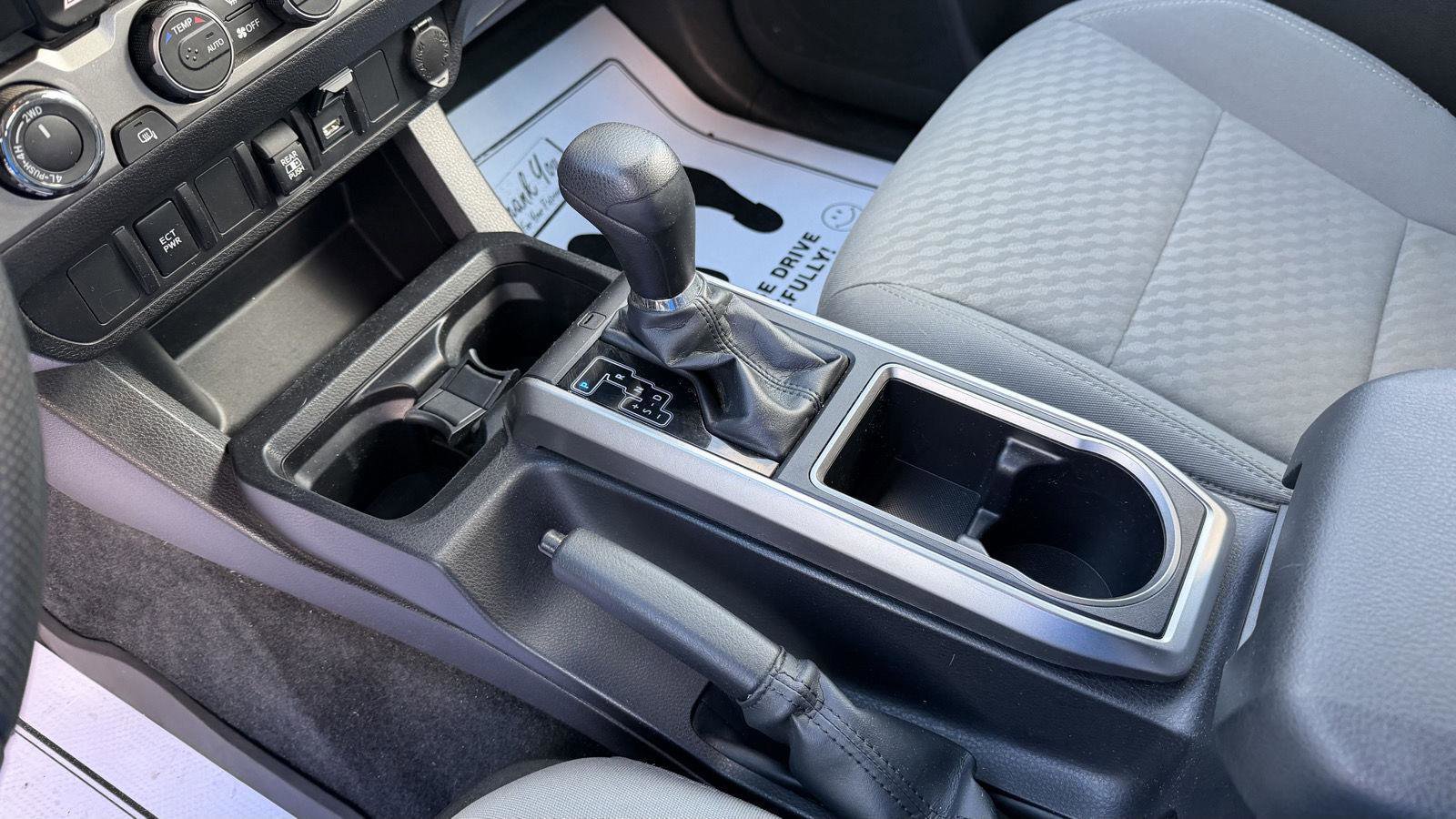 Used 2022 Toyota Tacoma SR5 image 19