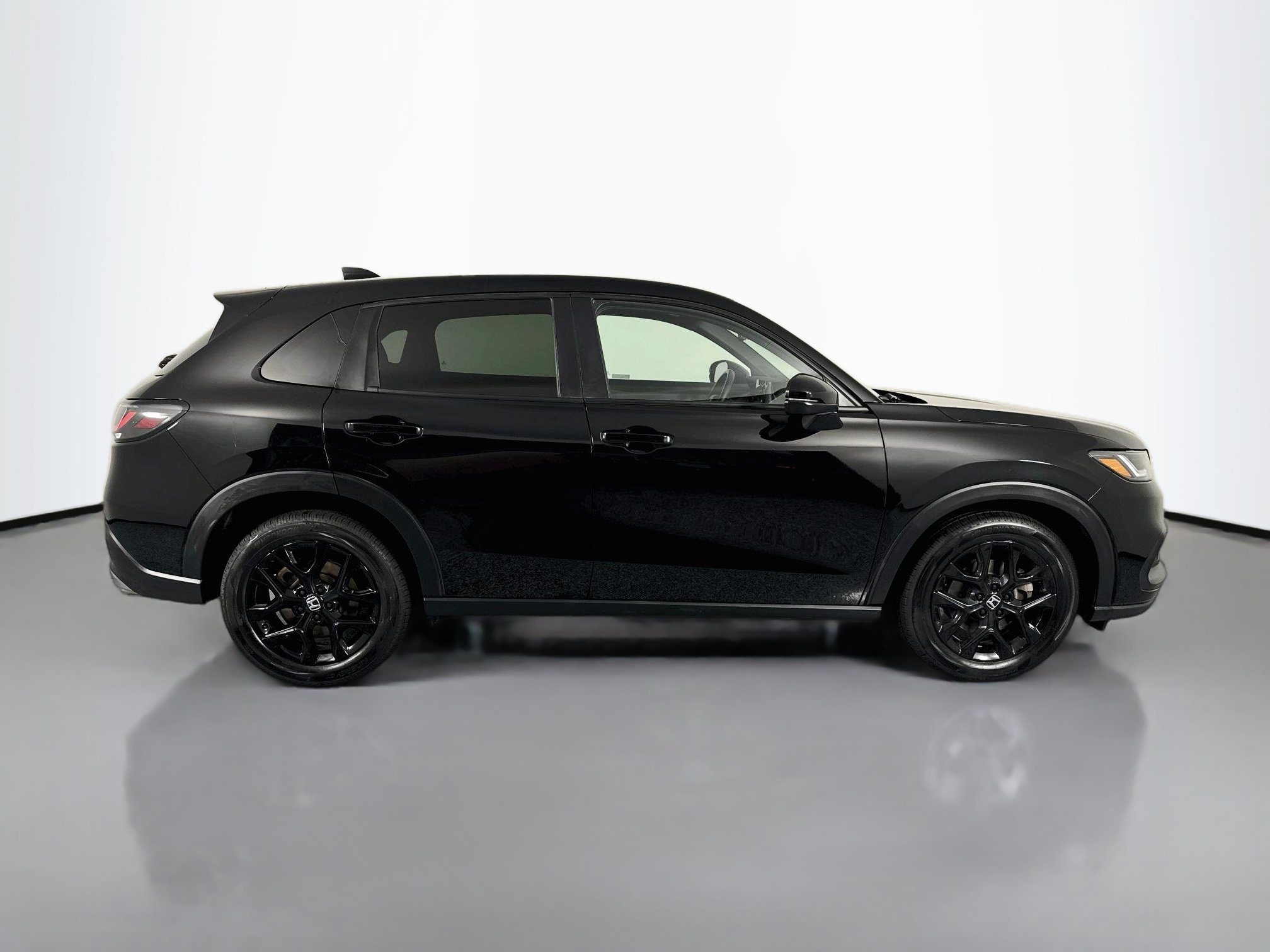 Certified 2024 Honda HR-V Sport image 4