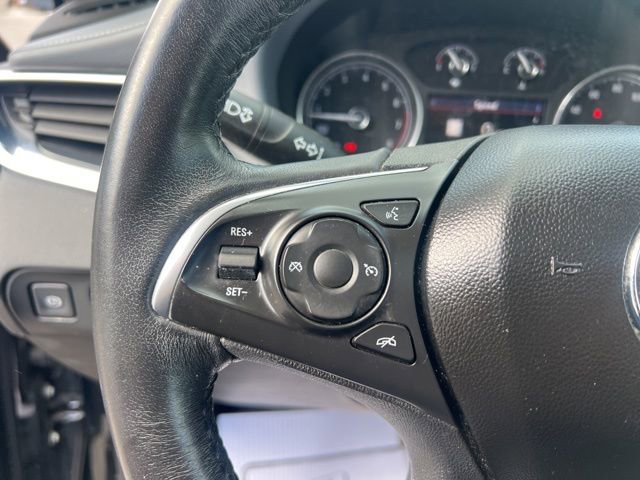 Used 2020 Buick Enclave Essence w/ Sport Touring Edition image 29