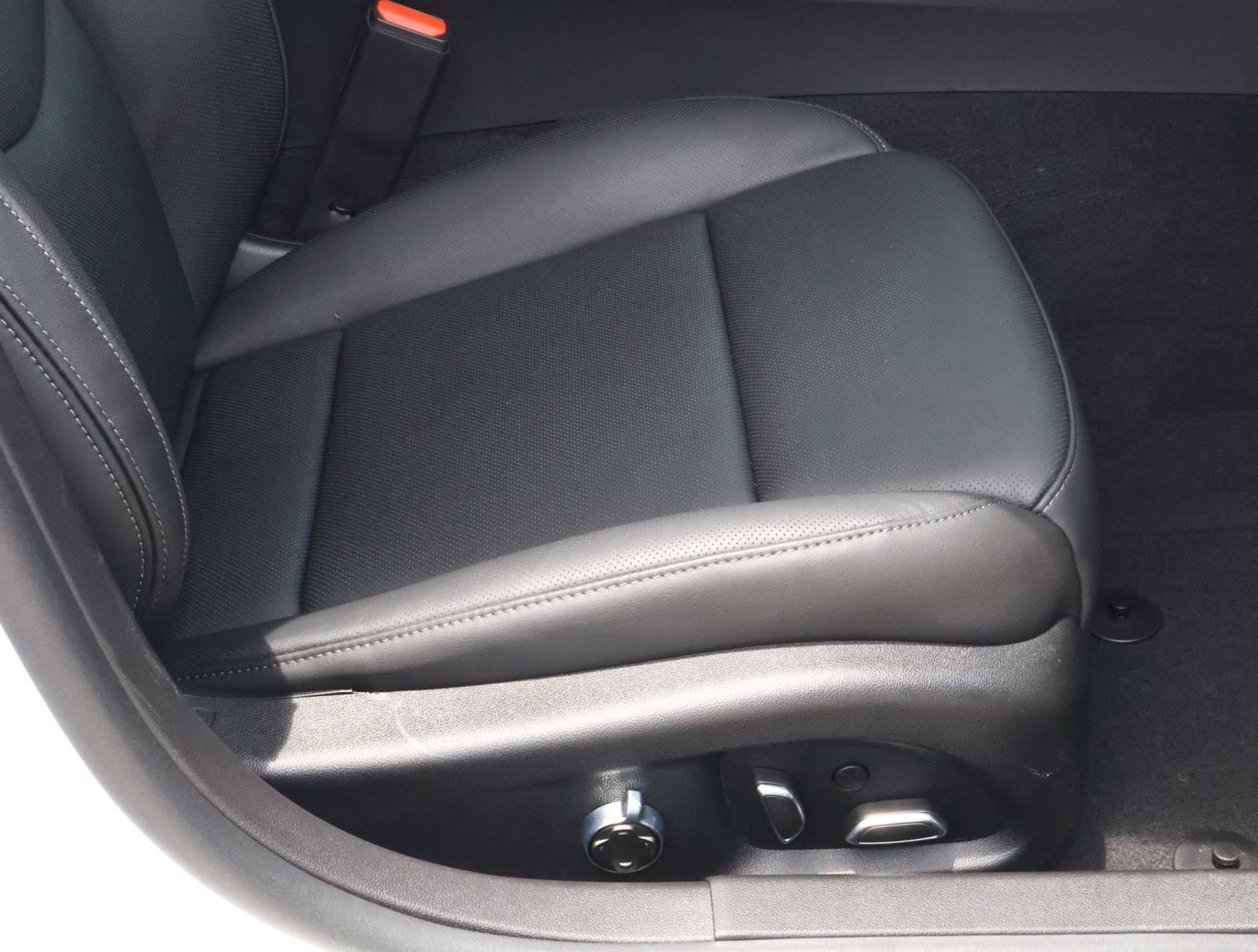 Used 2026 Cadillac CT5 Premium Luxury RWD image 18