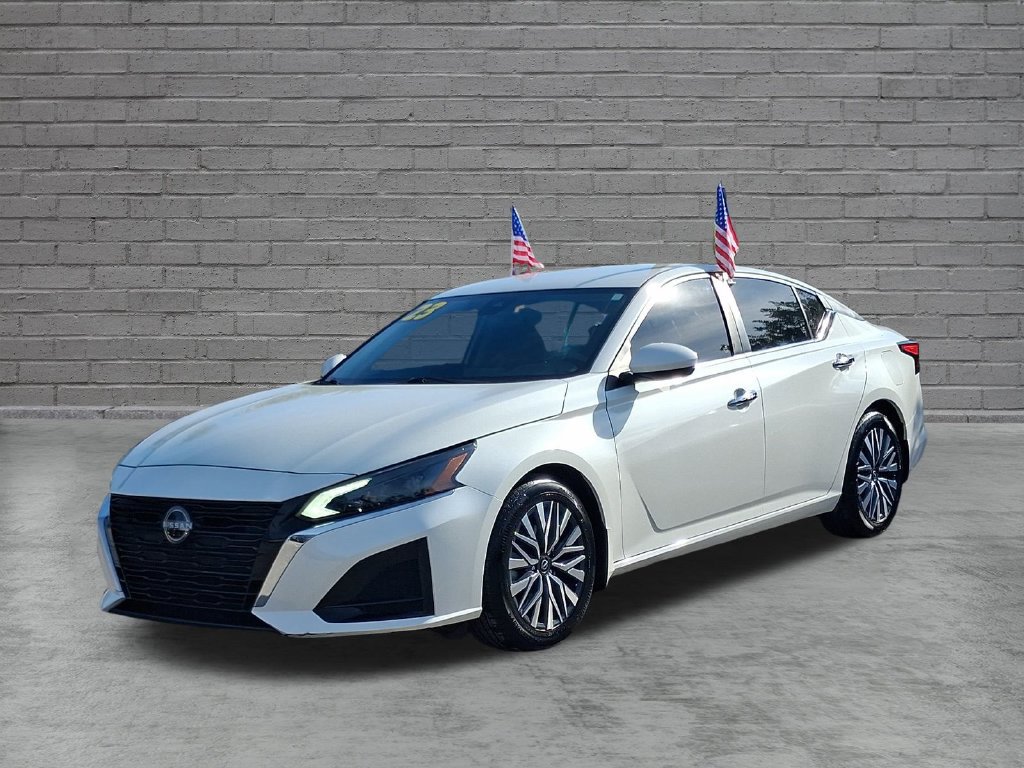 Certified 2023 Nissan Altima 2.5 SV FWD image 4