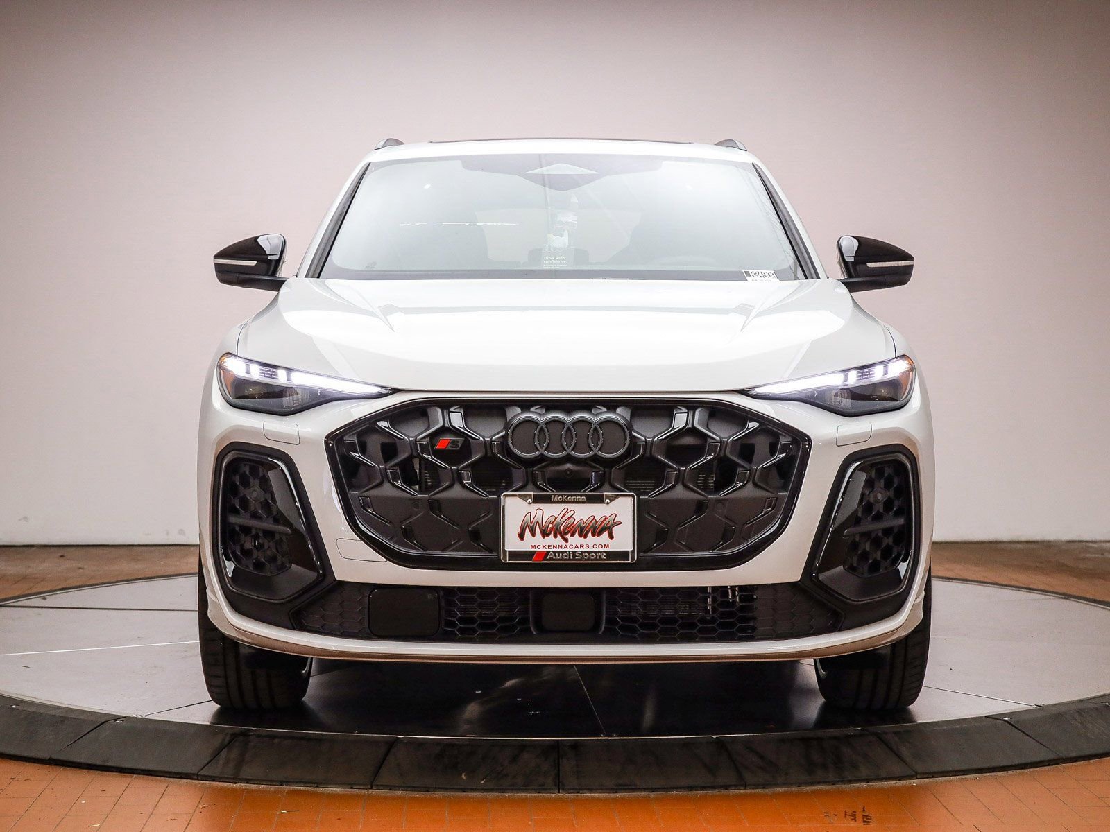 New 2025 Audi SQ5 Premium Plus AWD/4WD image 2