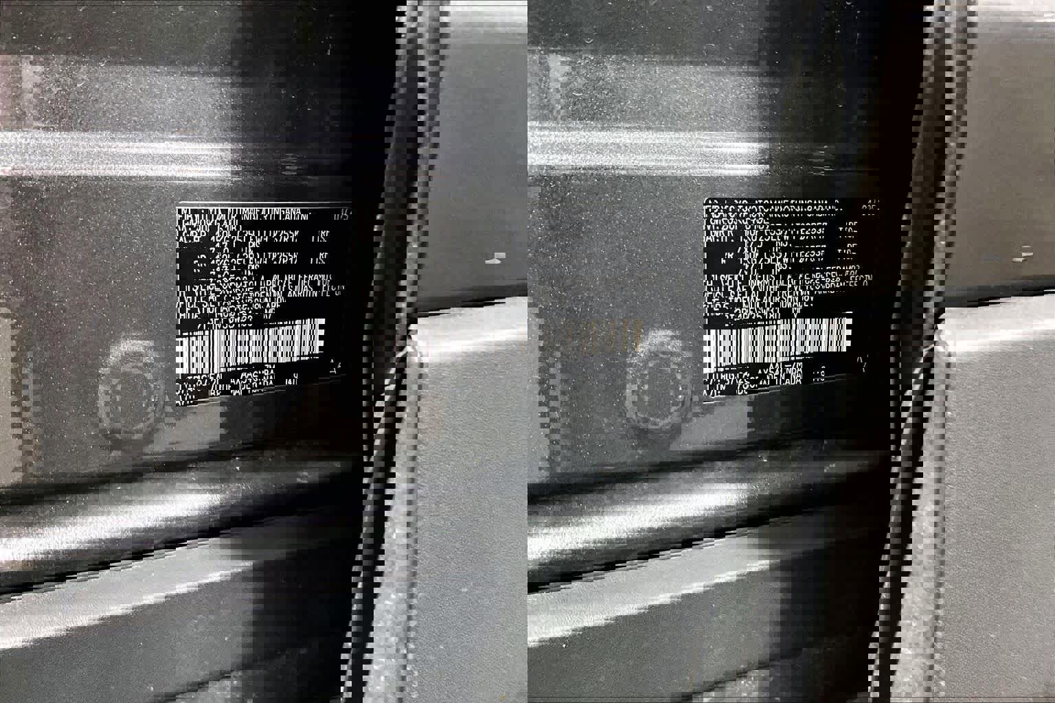 Used 2025 Toyota RAV4 XLE AWD/4WD image 37