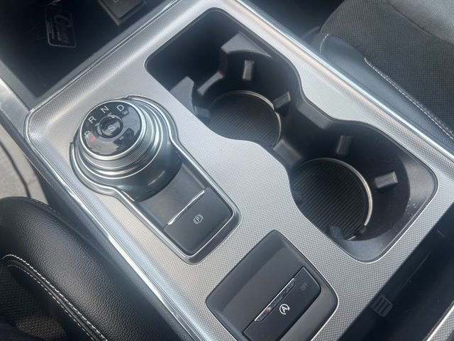 Used 2023 Ford Edge ST image 29