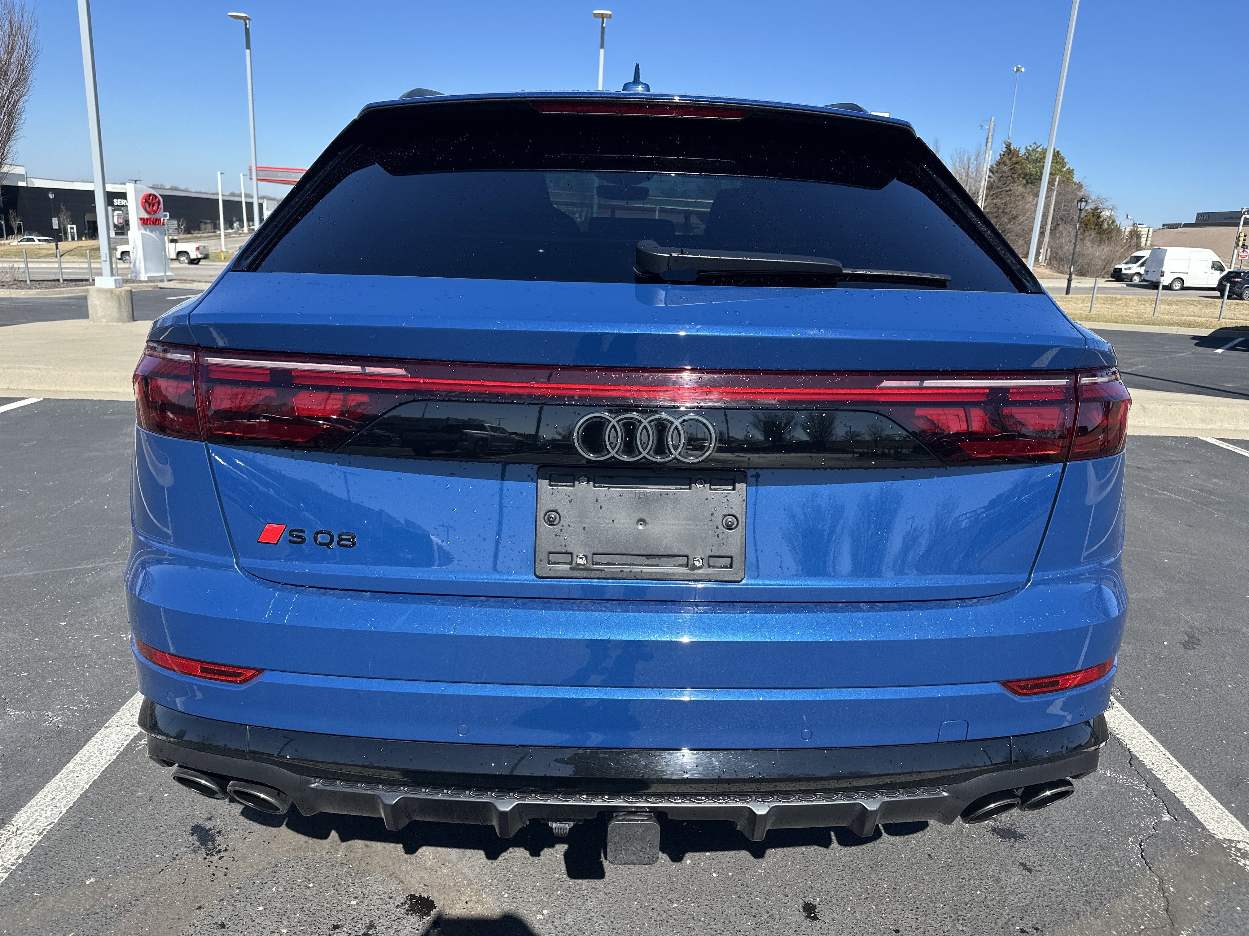 Used 2024 Audi SQ8 Prestige w/ Prestige Package image 9