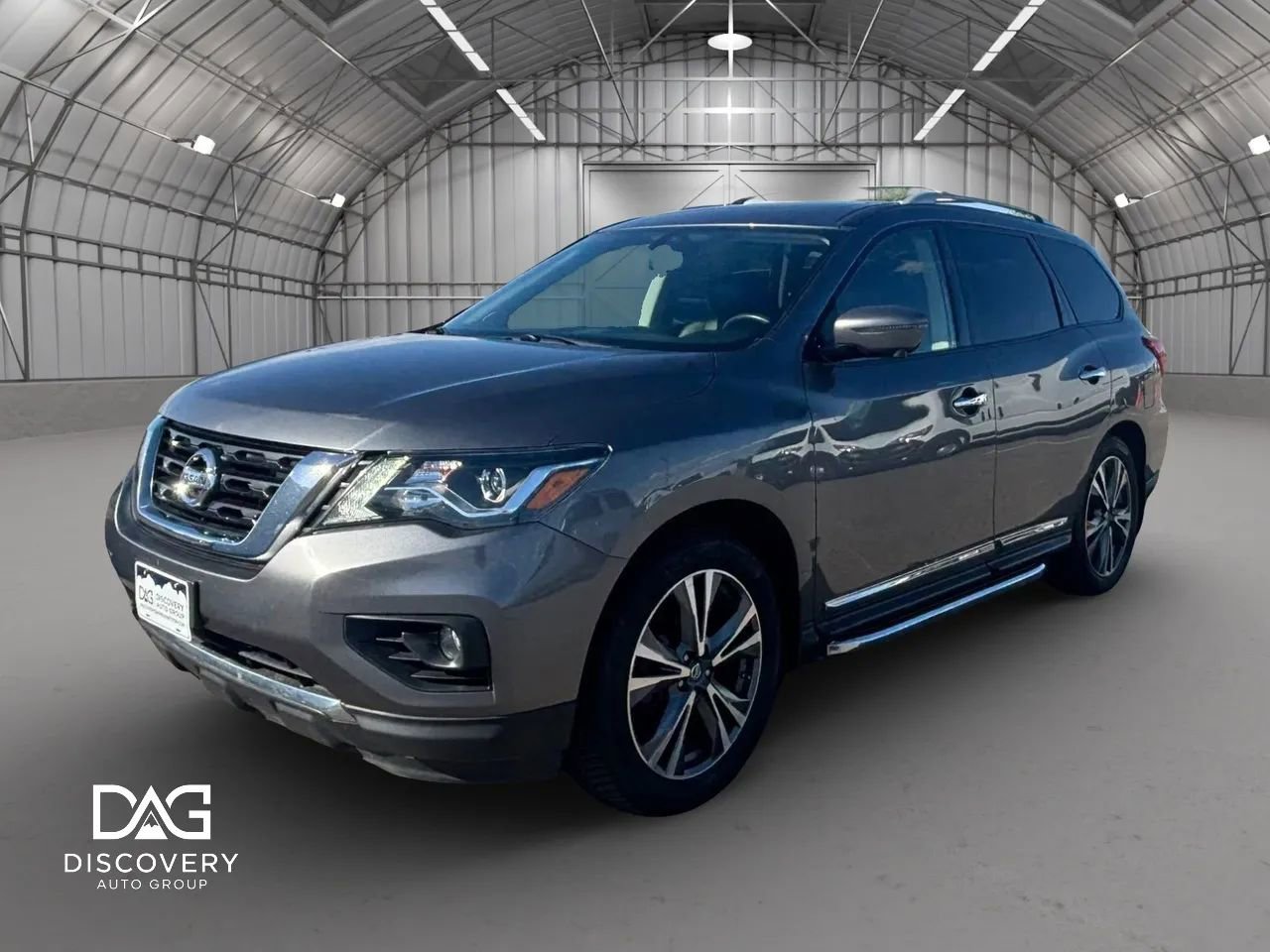 Used 2019 Nissan Pathfinder Platinum AWD/4WD image 1
