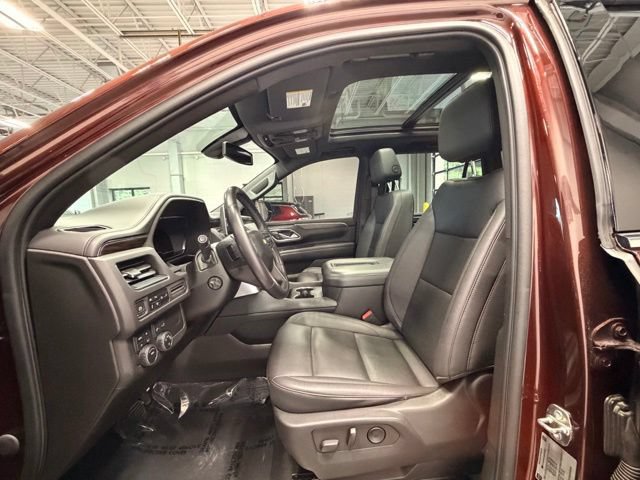 Used 2022 Chevrolet Tahoe LT w/ Luxury Package AWD/4WD image 29