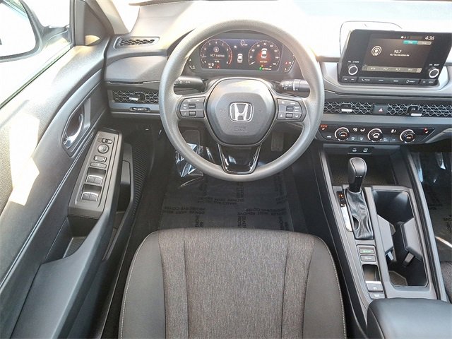 Used 2023 Honda Accord EX image 11