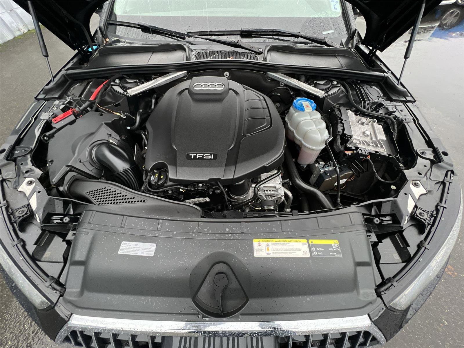 Used 2017 Audi A4 2.0T allroad Premium Plus w/ Technology Package image 27