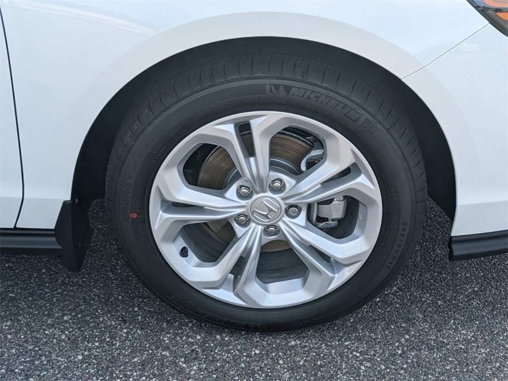 New 2025 Honda Accord LX image 9