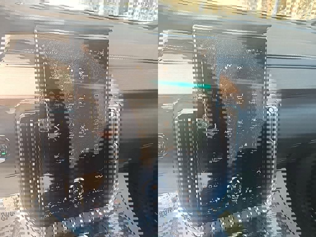 Used 2024 GMC Acadia Denali w/ Super Cruise Package image 14