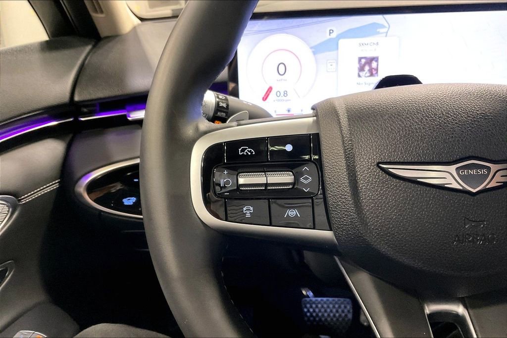 Used 2026 Genesis GV70 2.5T Select image 11