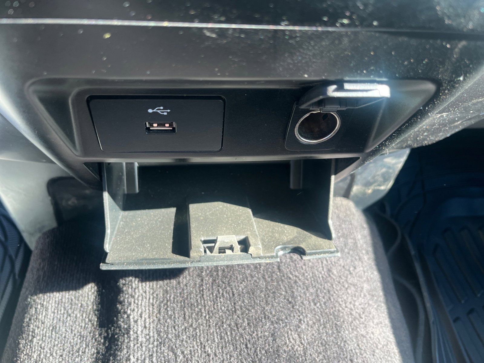 Used 2016 Ford F150 XLT image 29