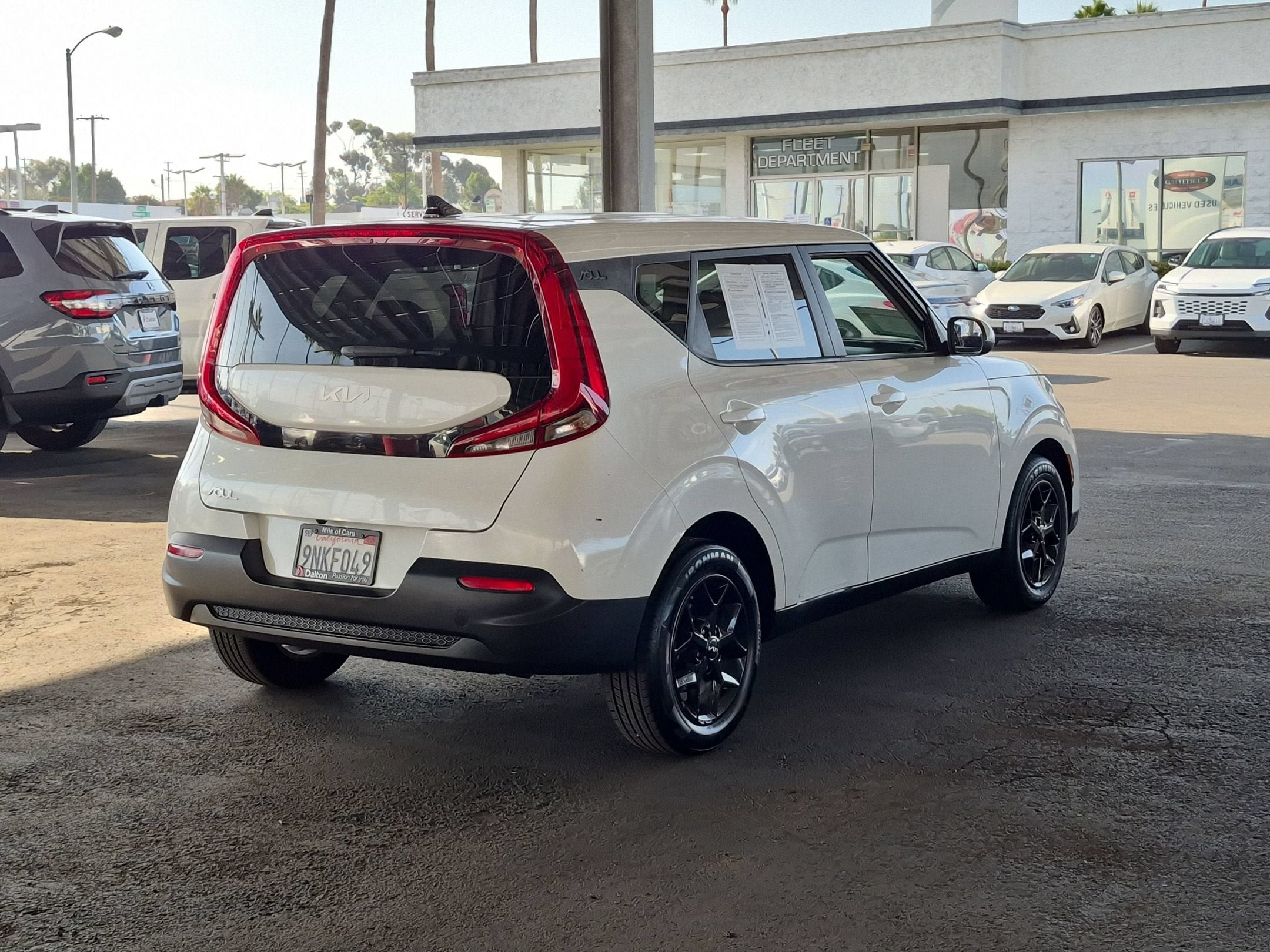 Used 2022 Kia Soul LX w/ Technology Package FWD image 8