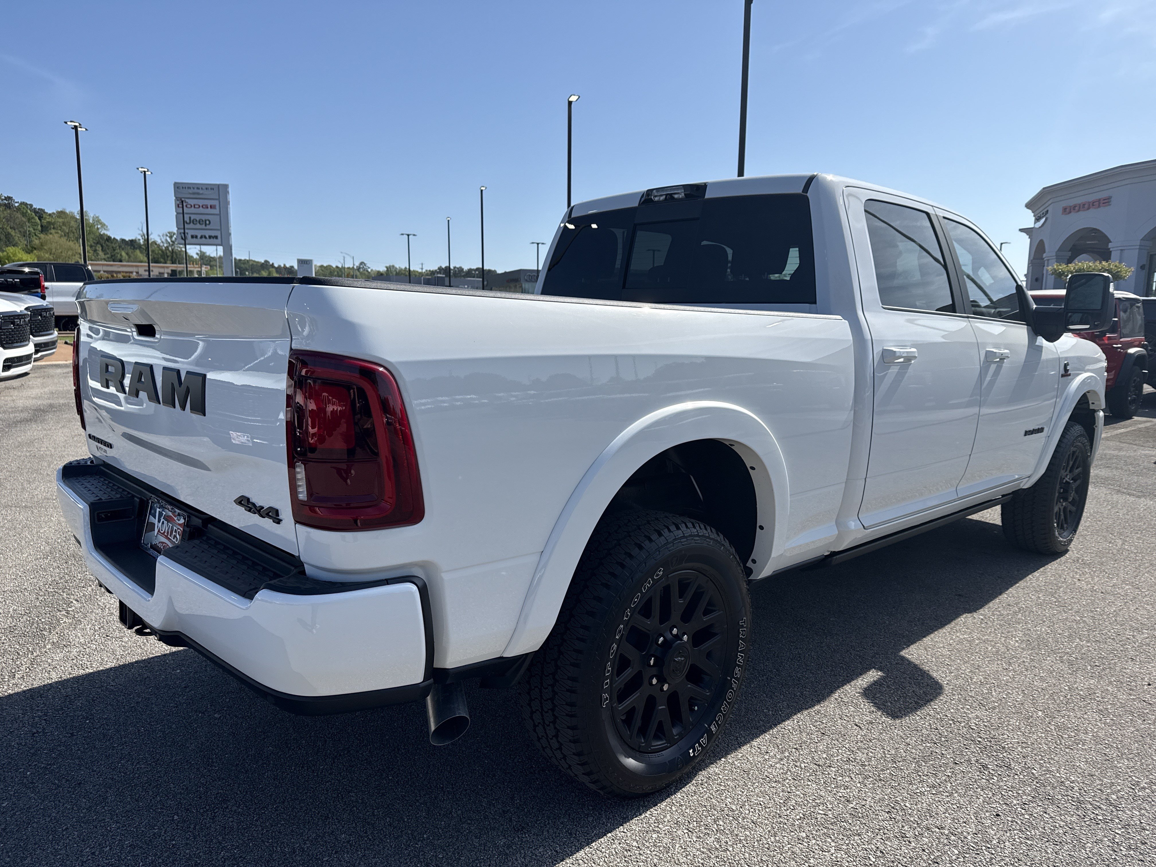 New 2026 RAM 2500 Limited AWD/4WD image 7