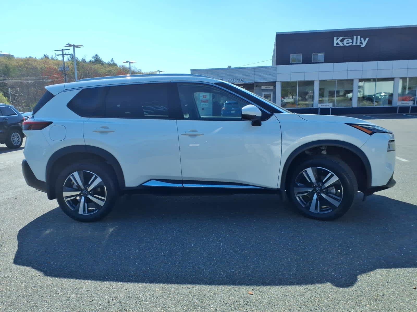 Certified 2023 Nissan Rogue SL AWD/4WD image 4