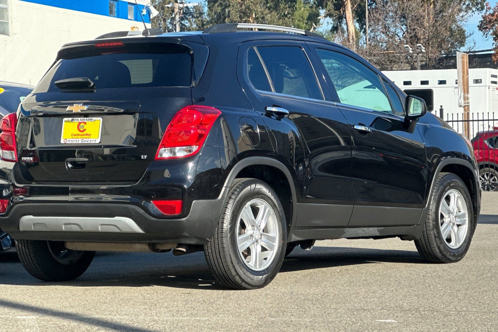 Used 2019 Chevrolet Trax LT w/ LT Convenience Package image 4