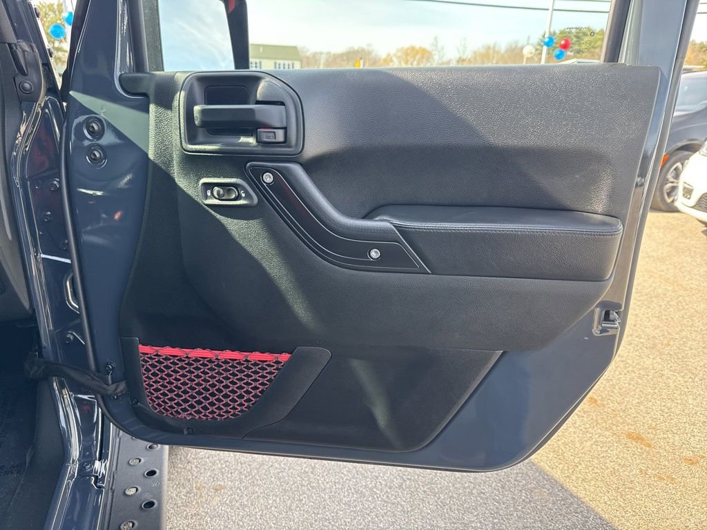 Certified 2017 Jeep Wrangler Unlimited Rubicon image 28