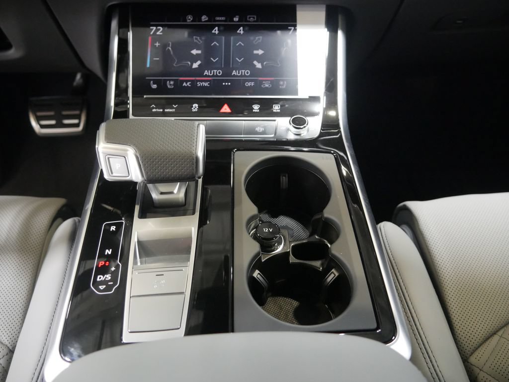 New 2026 Audi SQ8 Premium Plus AWD/4WD image 27