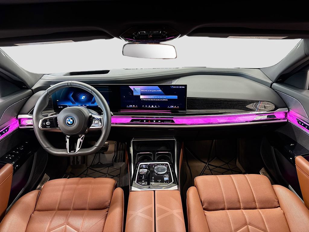Used 2024 BMW i7 xDrive60 AWD/4WD image 9