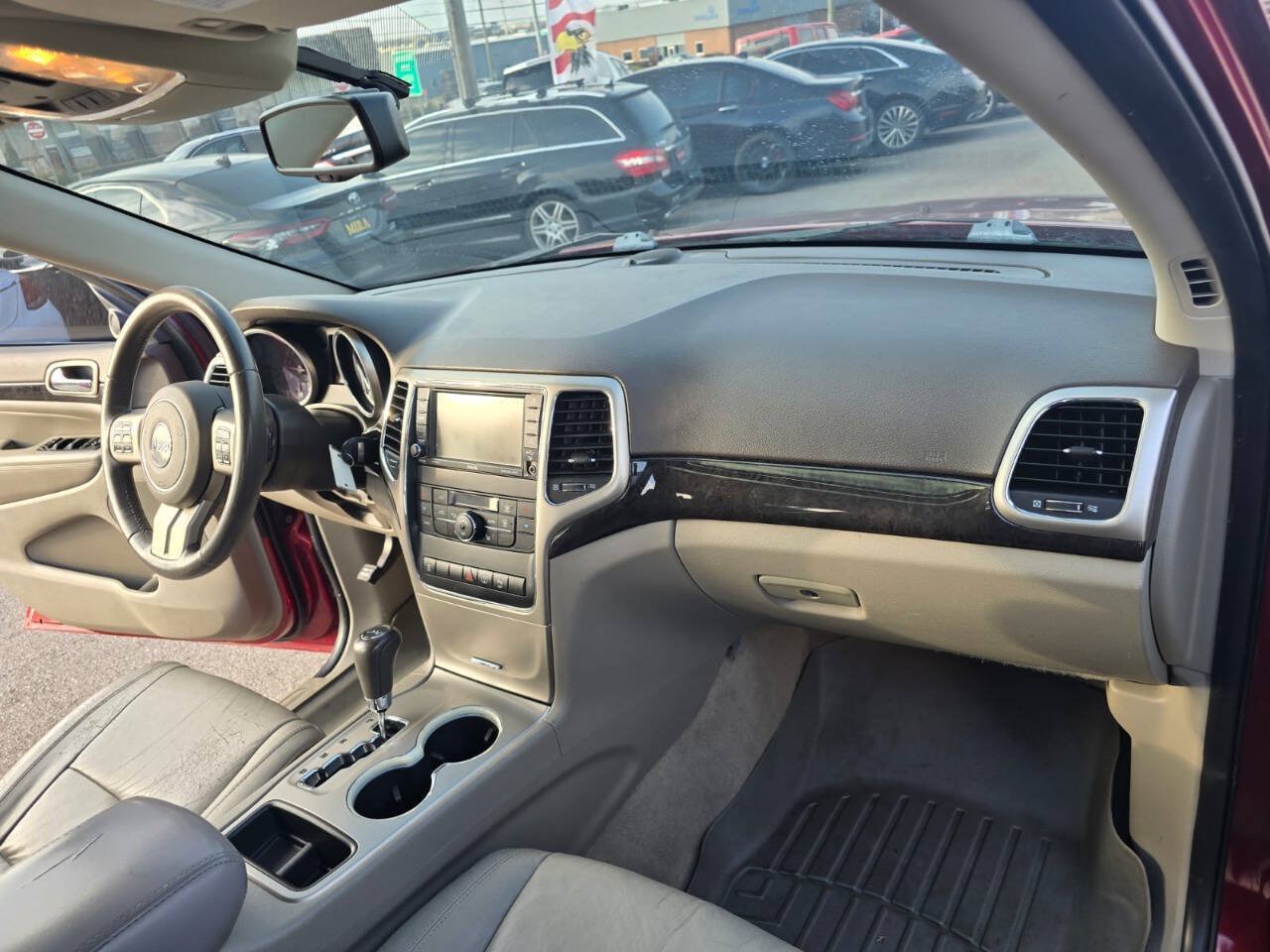 Used 2013 Jeep Grand Cherokee Laredo AWD/4WD image 20