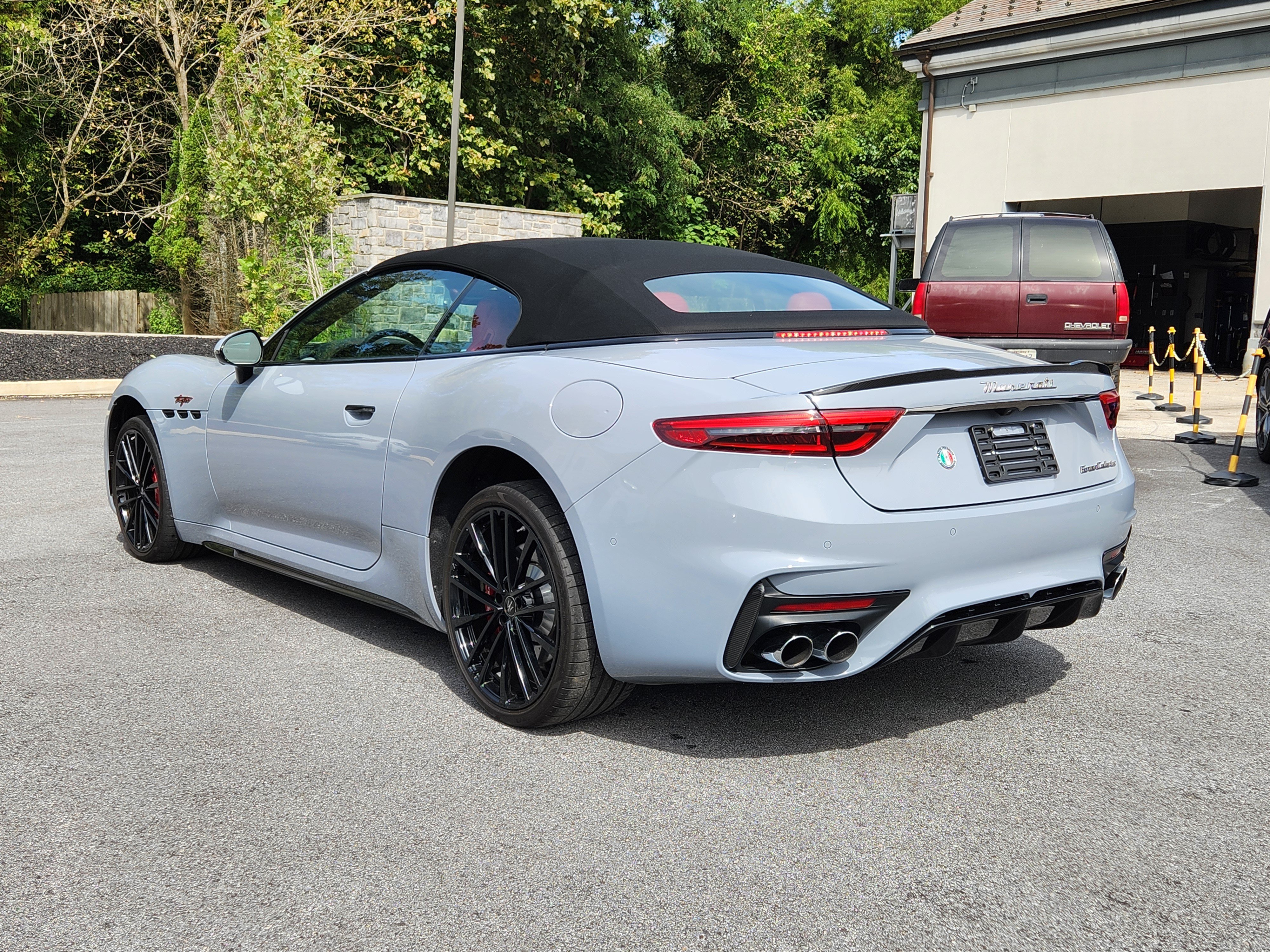 Used 2024 Maserati GranCabrio Trofeo AWD/4WD image 5