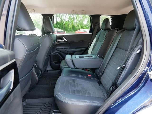 Used 2023 Mitsubishi Outlander SE AWD/4WD image 11