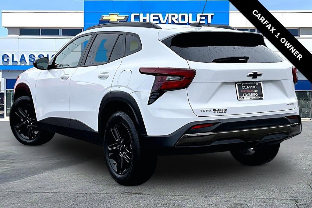 Used 2025 Chevrolet Trax ACTIV image 4