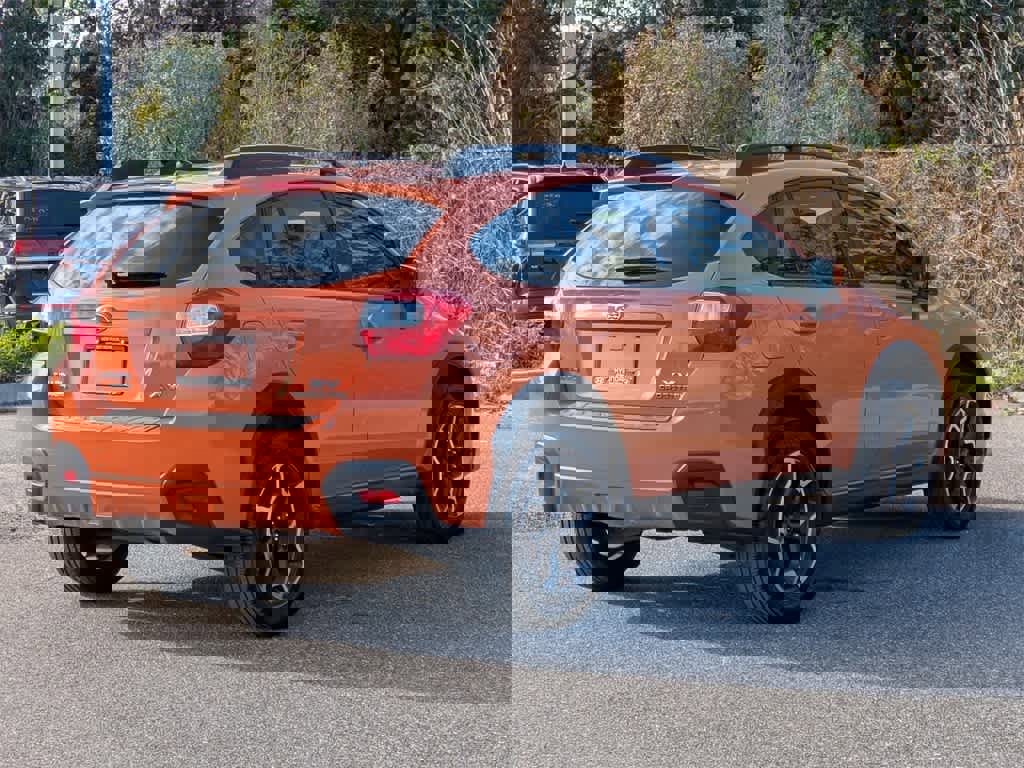 Used 2014 Subaru Crosstrek 2.0i Premium w/ Moonroof Package image 5