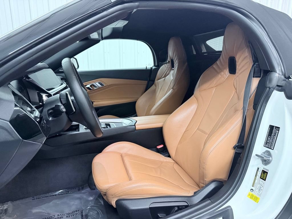 Used 2020 BMW Z4 M40i w/ Executive Package RWD image 30