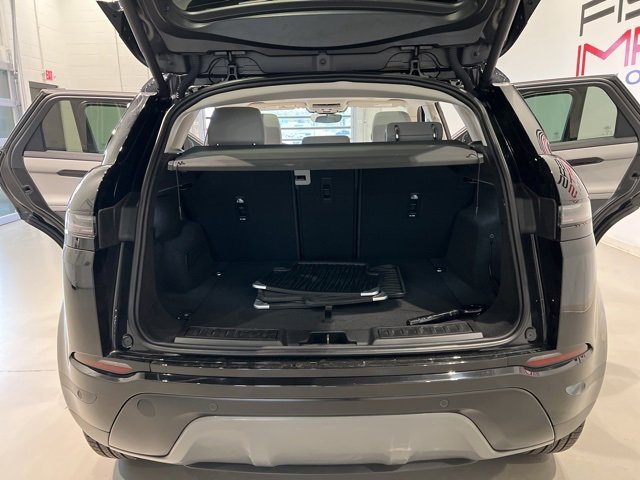 Used 2025 Land Rover Range Rover Evoque S image 17