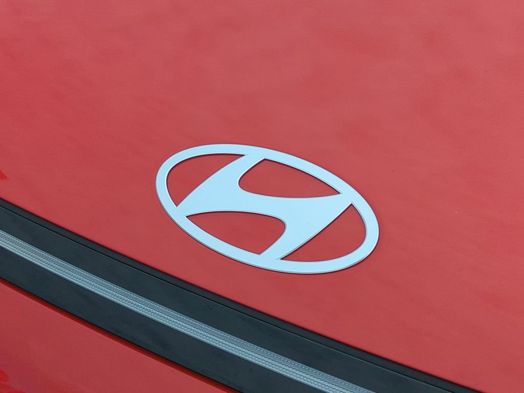 New 2026 Hyundai Kona SE image 13