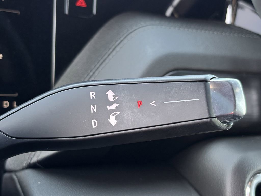 New 2026 GMC Yukon Denali w/ Sun & Power Step Package image 13