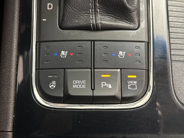 Used 2017 Kia Sedona SX Limited FWD image 37
