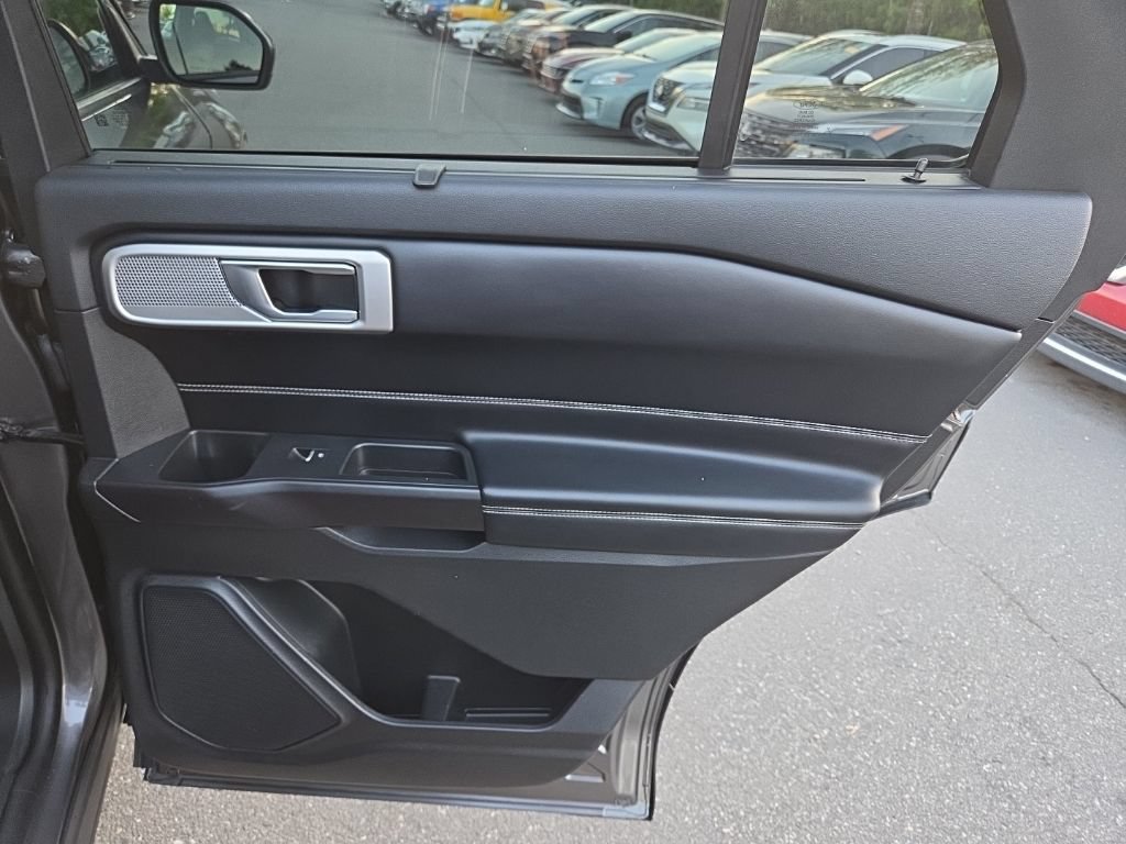 Used 2024 Ford Explorer Limited RWD image 39