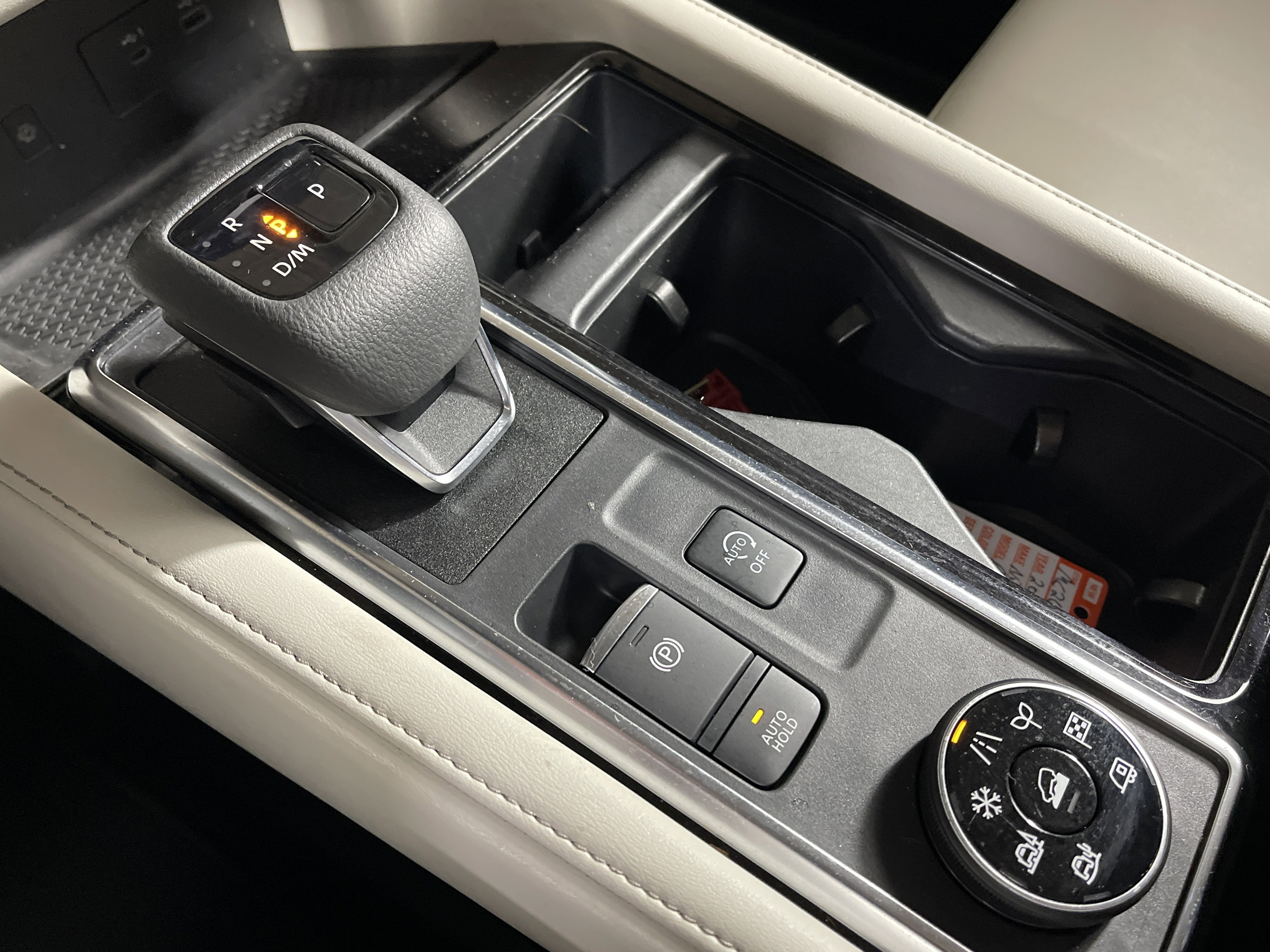 Used 2023 Nissan Pathfinder SL image 26