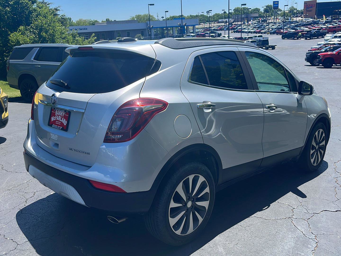 Used 2017 Buick Encore Essence FWD image 5